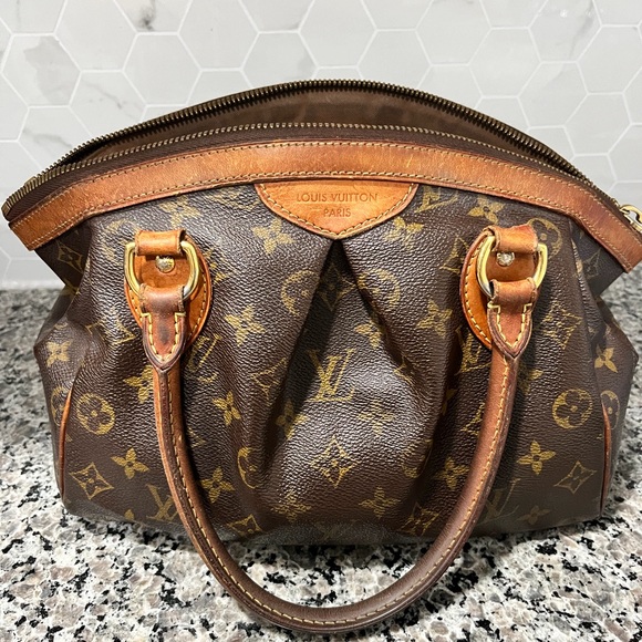 Louis Vuitton Tivoli PM Classic Brown Monogram Handbag With Matching Zippy Walle - Picture 2 of 10